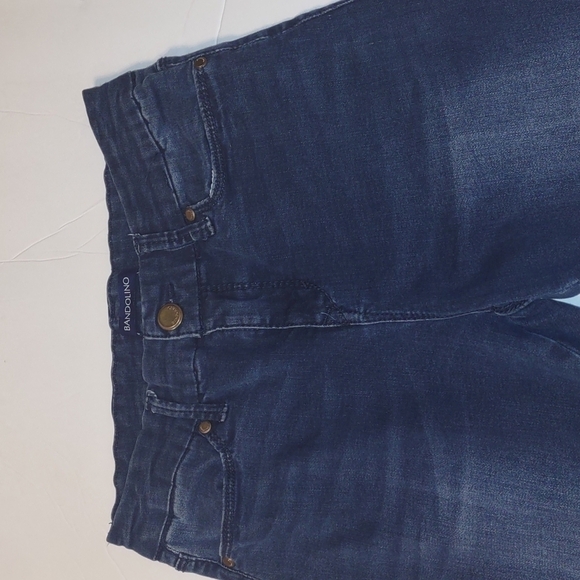 Bandolino Blue Jeans. SMOOTH OPERATOR - Picture 4 of 11